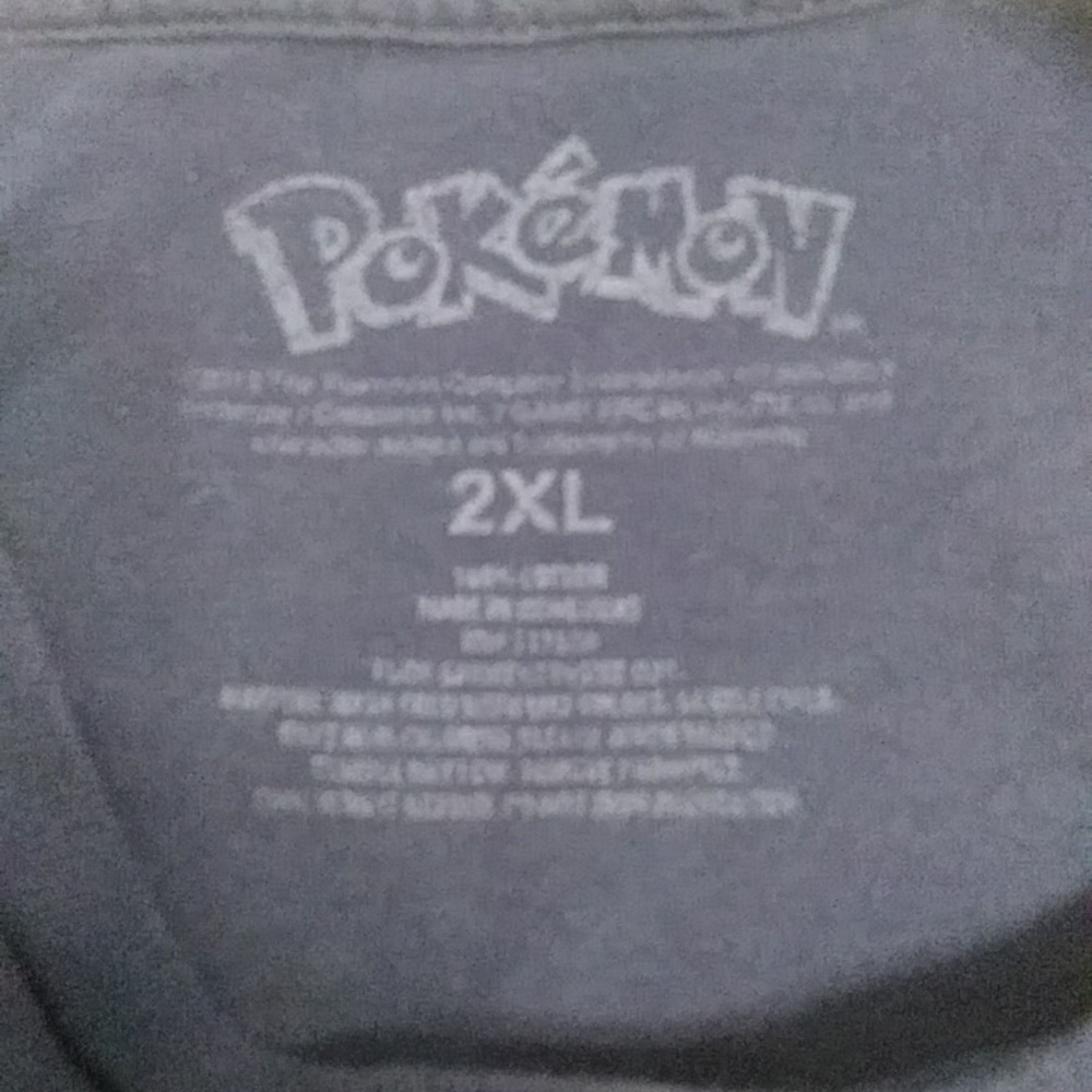 Pokemon Navy Blue Pikachu Men's Graphic T-Shirt *EUC* - Picture 5 of 5